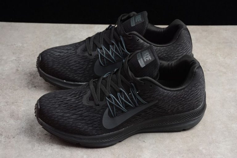 nike zoom winflo 5 all black