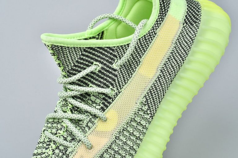 are the yeezreel glow in the dark