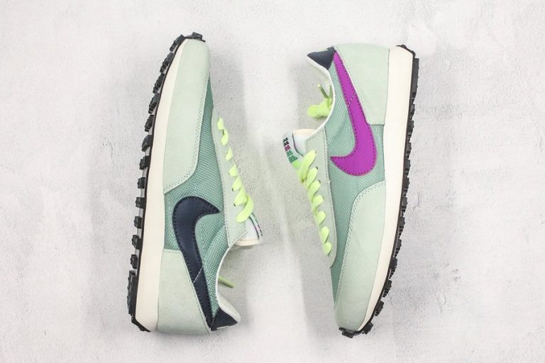 pistachio frost nike joggers