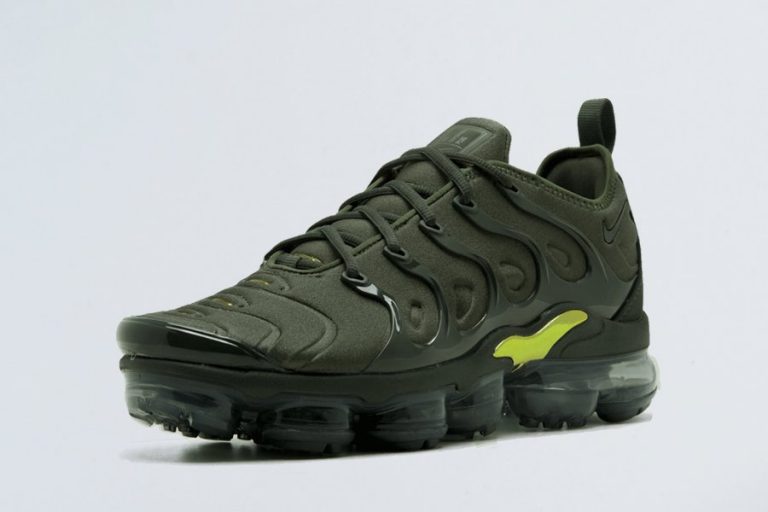 khaki green vapormax plus