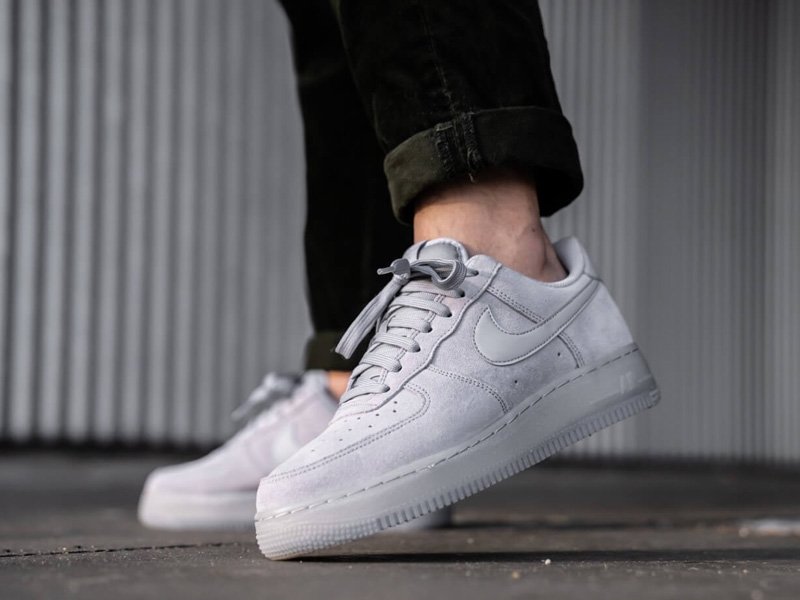 nike air force 1 07 lv8 suede beige