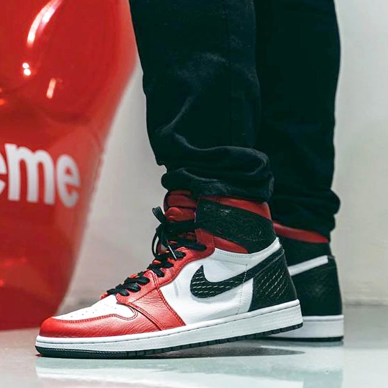 Air Jordan 1 High OG “Satin Snake” Gym Red/White-Black - FavSole.com