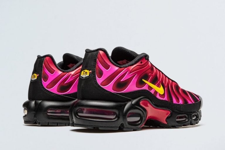 Supreme X Nike Air Max Plus TN “Fire Pink” Black Red Fuchsia - FavSole.com