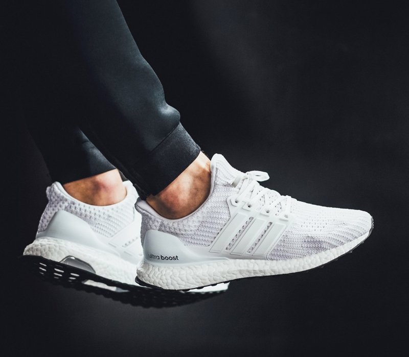 Adidas Ultra Boost 4 0 Triple White On Feet Off 62 Mudanyagazetesi Com