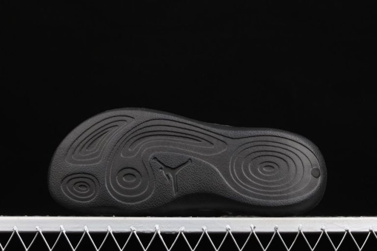 black jordan hydro slides
