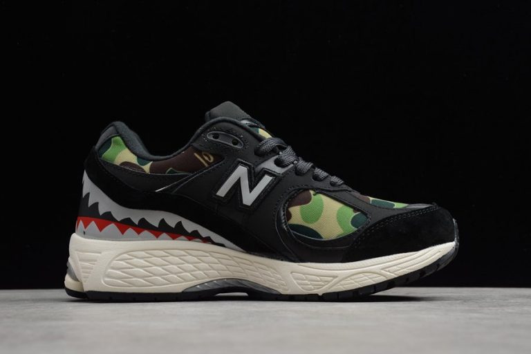 bape x new balance 2002r black